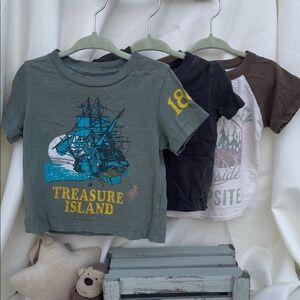 Treasure Island Graphic Tee - Green